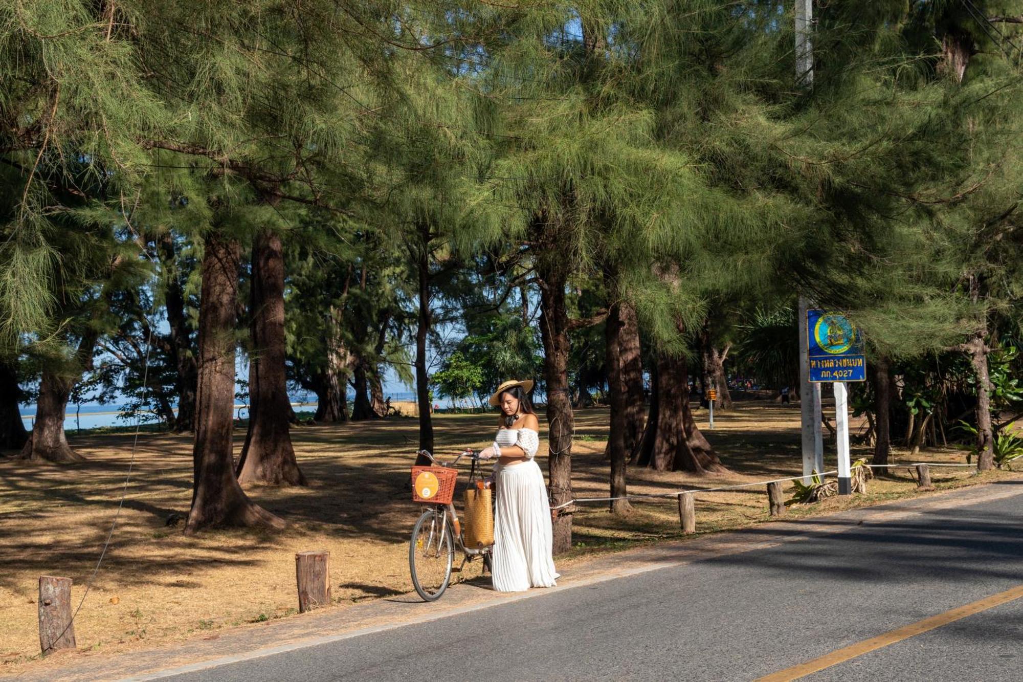 Proud Phuket, Naiyang Beach Ngoại thất bức ảnh