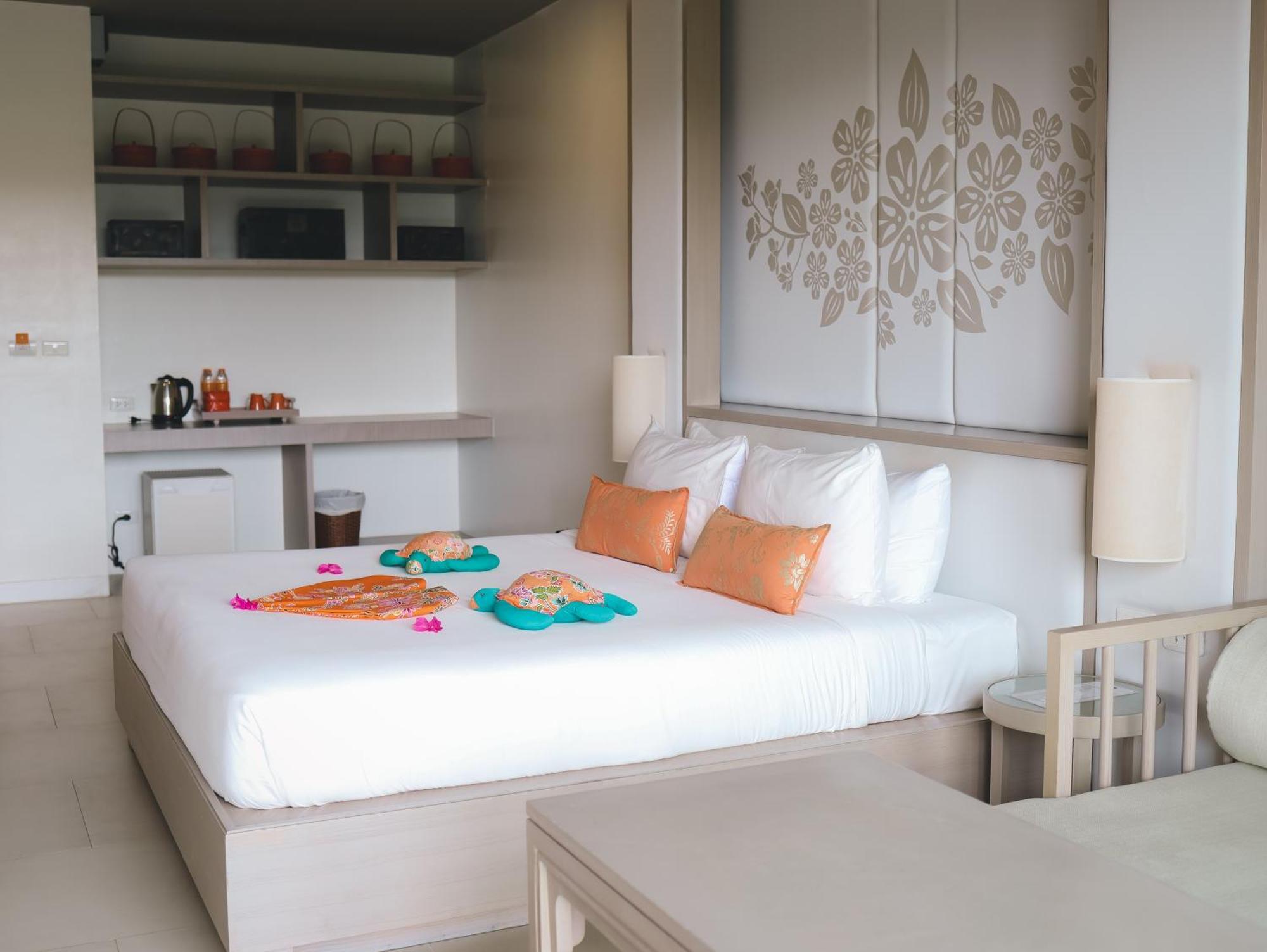 Proud Phuket, Naiyang Beach Phòng bức ảnh