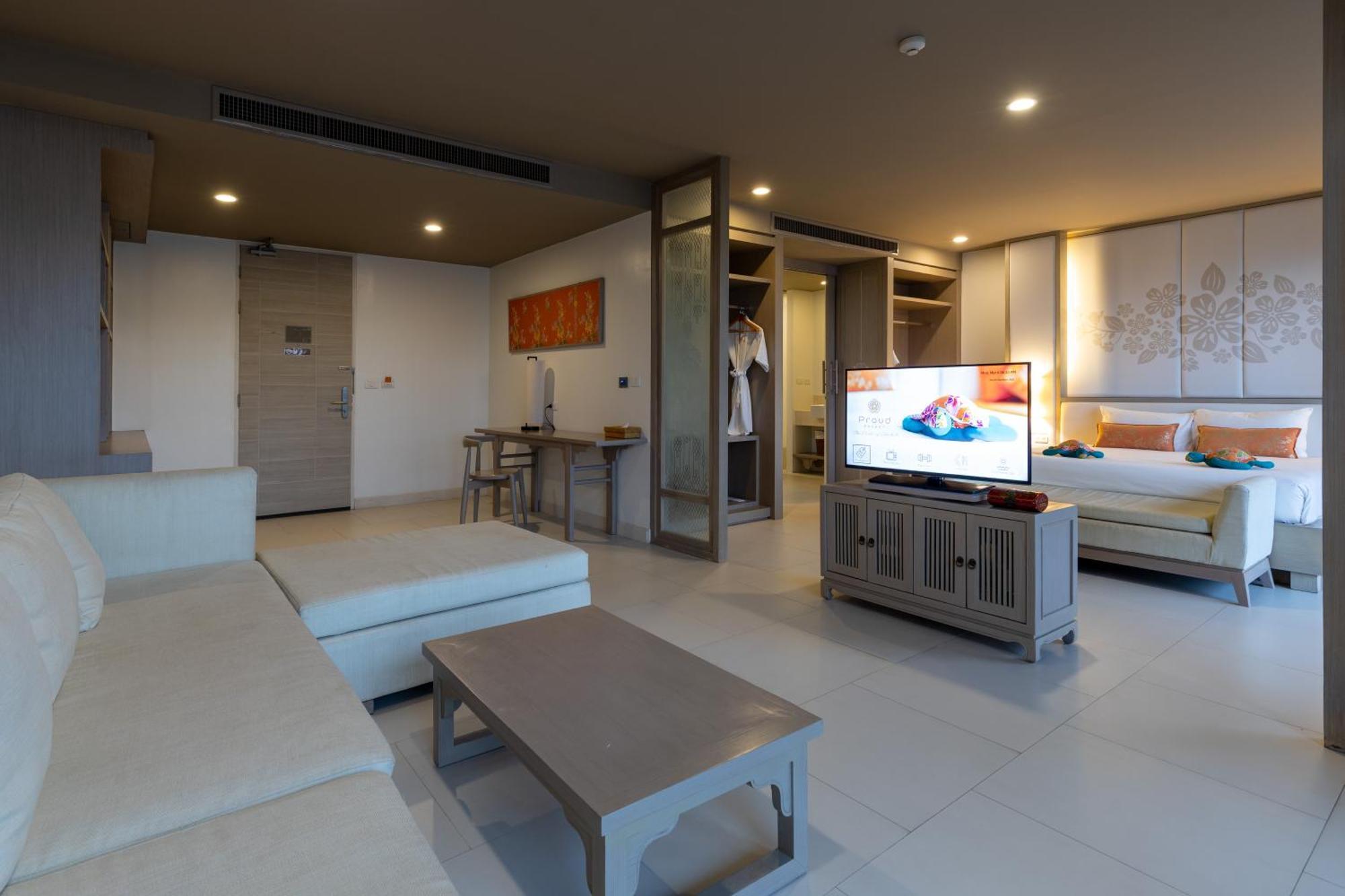 Proud Phuket, Naiyang Beach Phòng bức ảnh